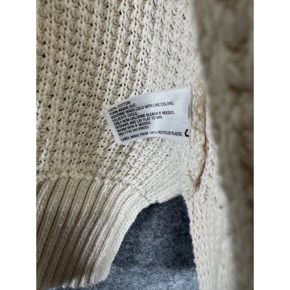Universal threads Sweater Women XS Beige Crochet Knit Cardigan Coastal Pocket - Picture 3 of 7